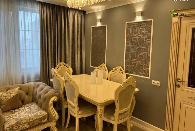 3 սենյականոց բնակարան, Թումանյան թաղամաս, 70 քմ, 5/9 հարկ, կապիտալ վերանորոգված