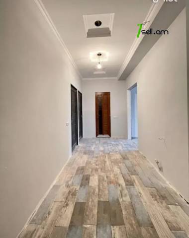 3 սենյականոց բնակարան նորակառույց շենքում Բագրևանդի փողոցում, 75 ք.մ., բարձր առաստաղներ