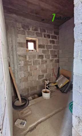 Երկու հարկանի տուն Պարույր Սևակի փողոցում Ավանում, 888 քմ, 2 սանհանգույց, մասնակի վերանորոգում