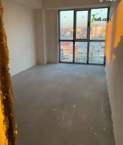 3 սենյականոց բնակարան նորակառույց շենքում Արամ Խաչատրյան փողոցում, 104 քմ, նախավերջին հարկ