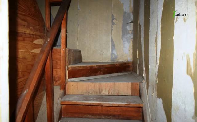 3 սենյականոց բնակարան Արամ Խաչատրյան փողոցում, 100 ք.մ., 2 սանհանգույց