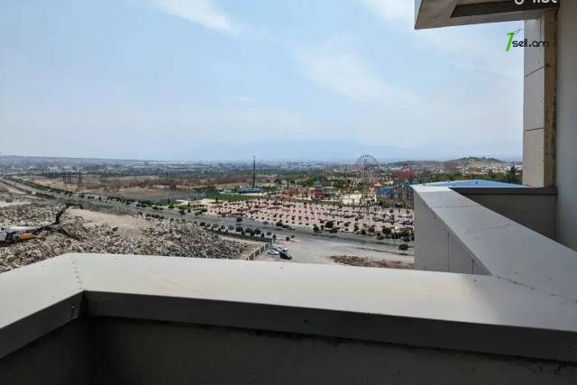 3 սենյականոց բնակարան նորակառույց շենքում Մոնթե Մելքոնյան փողոցում, 100 ք.մ., 2 սանհանգույց