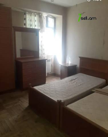 3 սենյականոց բնակարան, Սայաթ-Նովա թաղամաս, 71 քմ, 1/9 հարկ, կոսմետիկ վերանորոգում