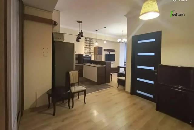 2 սենյականոց բնակարան նորակառույց շենքում Կոմիտասի պողոտայում, 64 ք.մ., 10/16 հարկ, բարձր առաստաղներ