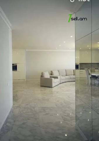 Ընդարձակ 4 սենյականոց բնակարան նորակառույց շենքում Վարդանանց փողոցում, 206 քմ, 20/23 հարկ