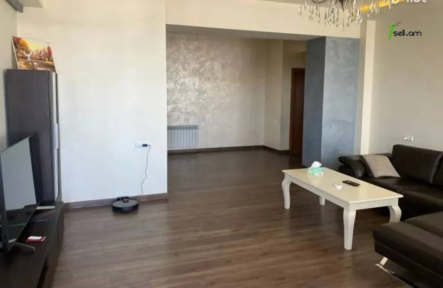 3 սենյականոց բնակարան նորակառույց շենքում Մամիկոնյանց փողոցում, 123 ք.մ., 2 սանհանգույց