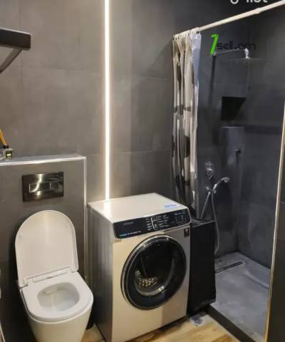 3 սենյականոց բնակարան նորակառույց շենքում, Ծիծեռնակաբերդի խճուղի, 84 ք.մ., բարձր առաստաղներ