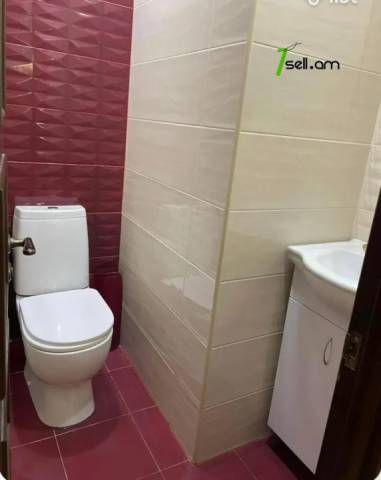 4 սենյականոց բնակարան Դավիթ Անհաղթի փողոցում, 107 քմ, նախավերջին հարկ, կապիտալ վերանորոգված