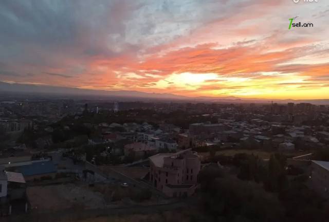 2 սենյականոց բնակարան նորակառույց շենքում Քանաքեռ Զեյթունում, 60 ք.մ., բարձր առաստաղներ, 10/16 հարկ