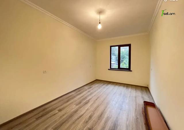 2 սենյականոց բնակարան, Դավթաշեն 2-րդ թաղամաս, 67 ք.մ., 3/9 հարկ, կապիտալ վերանորոգված