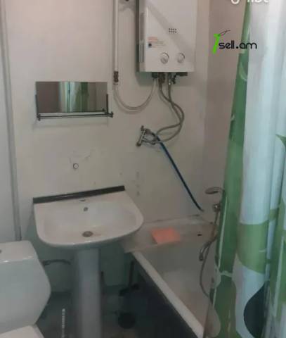 1 սենյականոց բնակարան Կոմիտասի պողոտայում, 48 քմ, 3/5 հարկ, բարձր առաստաղներ, քարե շենք