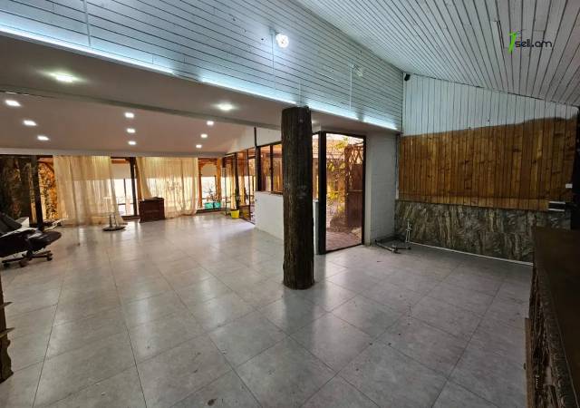 Բազմաֆունկցիոնալ գույք Կիևյան փողոցում Արաբկիրում, 475 ք.մ.