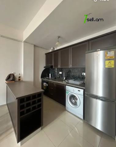 2 սենյականոց բնակարան նորակառույց շենքում Վերին Անտառային փողոցում, 65 ք.մ., բարձր առաստաղներ