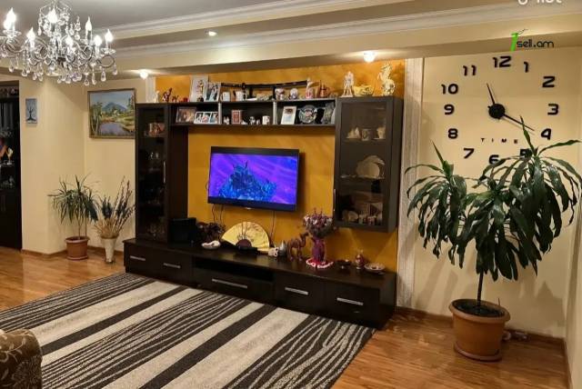 3 սենյականոց բնակարան Ավետիս Ահարոնյան փողոցում, 96 ք.մ., 6/9 հարկ, կապիտալ վերանորոգված