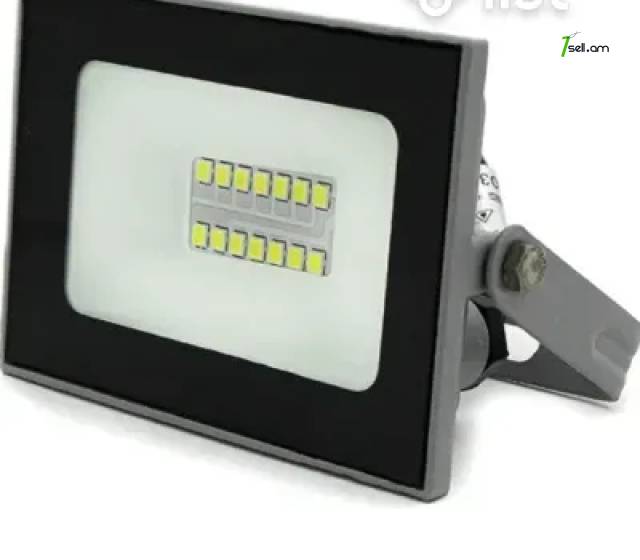 LED Լուսարձագ 10 Վտ