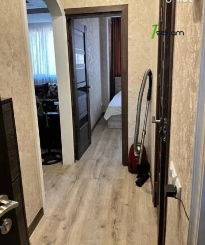 2 սենյականոց բնակարան Ազատության պողոտայում, 45 քմ, 7/9 հարկ, դիզայներական ոճով վերանորոգված