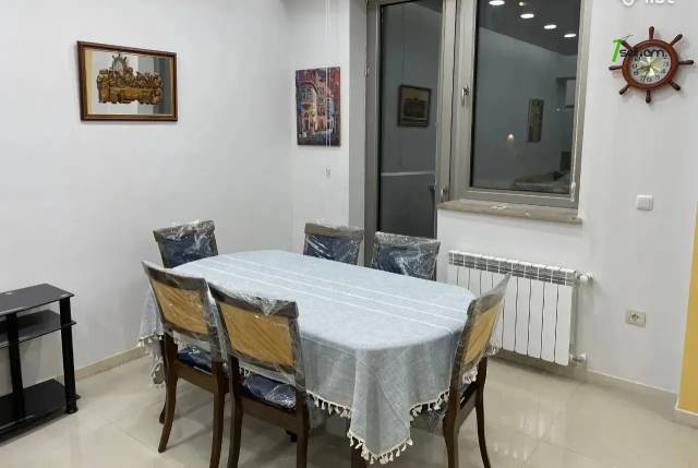 3 սենյականոց բնակարան նորակառույց շենքում Վերին Անտառային փողոցում, 102 ք.մ., 2/5 հարկ