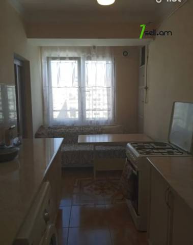 4 սենյականոց բնակարան Զորավար Անդրանիկի փողոցում, 84 ք.մ., 10/14 հարկ, կապիտալ վերանորոգված