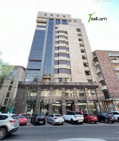 5 սենյականոց բնակարան նորակառույց շենքում Աբովյան փողոցում, 225 քմ, 6/14 հարկ, 3+ սանհանգույց