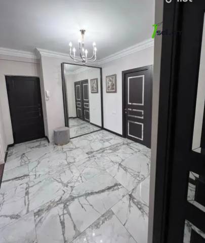 3 սենյականոց բնակարան Սարյան փողոցում, 100 ք.մ., կապիտալ վերանորոգված