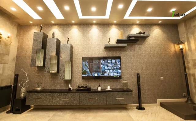 5 սենյականոց բնակարան Սայաթ-Նովայի պողոտայում, 150 քմ, 2/4 հարկ, 3+ սանհանգույց