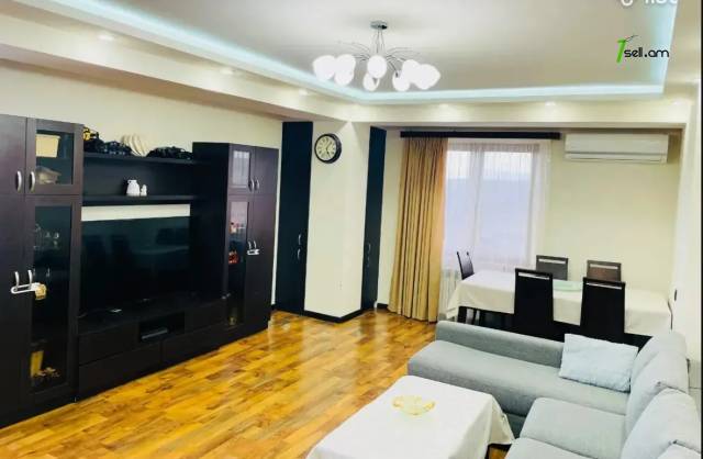 3 սենյականոց բնակարան, Դավթաշեն 1-ին թաղամաս, 90 ք.մ., նախավերջին հարկ, կապիտալ վերանորոգված