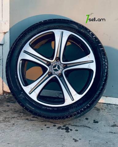 GGG.R18 Անիվներ անվահեծերով, համասեզոնային անվադողեր, 245/40 R18