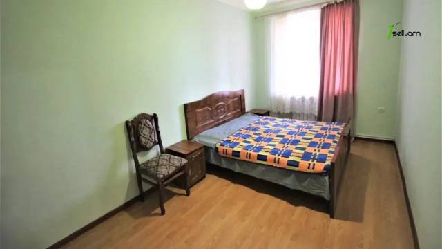 2 սենյականոց բնակարան Կոմիտասի պողոտայում, 64 քմ, նախավերջին հարկ, կապիտալ վերանորոգված, քարե շենք