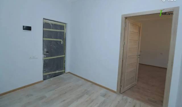 3 սենյականոց բնակարան նորակառույց շենքում Մոնթե Մելքոնյան փողոցում, 79 քմ, բարձր առաստաղներ