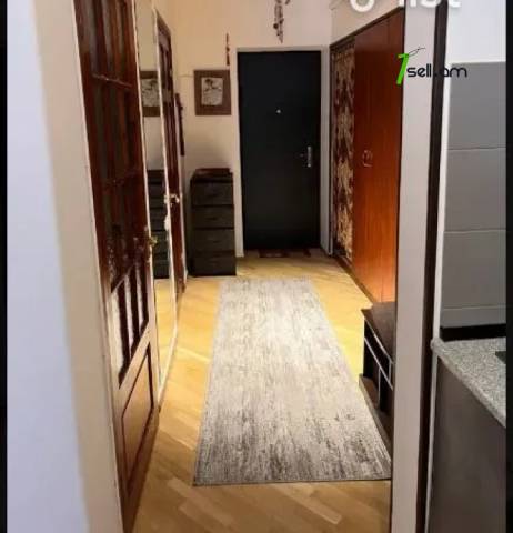 2 սենյականոց բնակարան Գուլակյան փողոցում, 50 ք.մ., բարձր առաստաղներ, 2/5 հարկ, կապիտալ վերանորոգված
