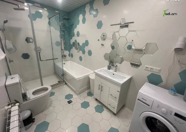 3 սենյականոց բնակարան նորակառույց շենքում Եկմալյան փողոցում, 55 քմ, 8/11 հարկ, բարձր առաստաղներ