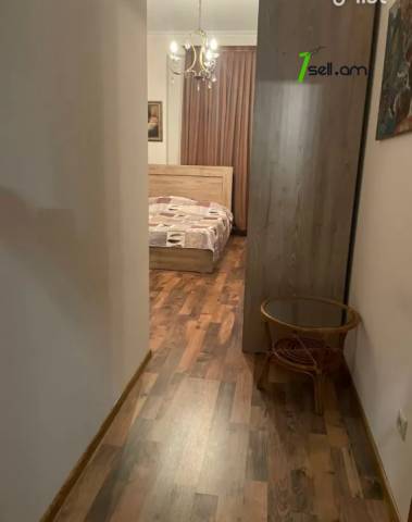 3 սենյականոց բնակարան նորակառույց շենքում Սասնա Ծռերի փողոցում, 117 քմ, 5/17 հարկ, 2 սանհանգույց