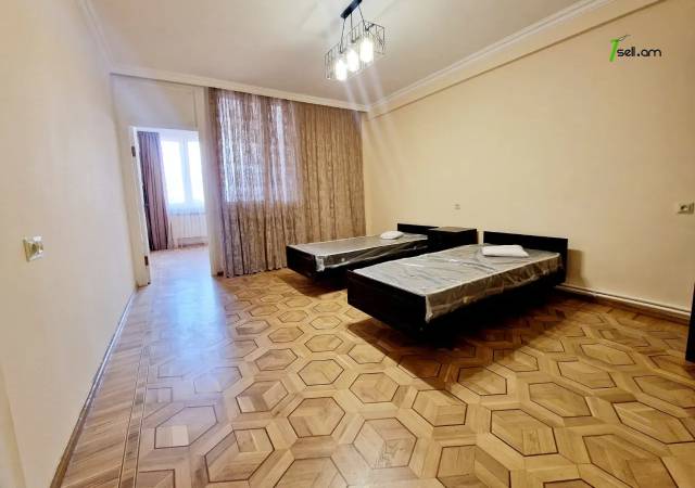 3 սենյականոց բնակարան Պուշկինի փողոցում, 85 ք.մ., 7/9 հարկ, կապիտալ վերանորոգված