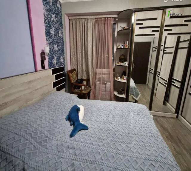 4 սենյականոց բնակարան Խաղաղ Դոնի փողոցում, 90 քմ, 7/9 հարկ, մի քանի պատշգամբ, կապիտալ վերանորոգված