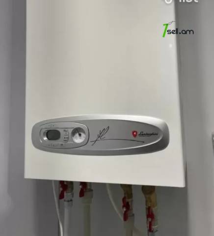 2 սենյականոց բնակարան Մաշտոցի պողոտայում, 60 ք.մ., նախավերջին հարկ, բարձր առաստաղներ