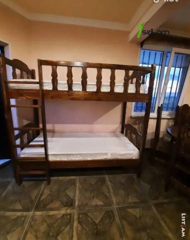 Երկու հարկանի քարե տուն 1-ին փողոցում Նուռնուսում, 120 ք.մ., 2 սանհանգույց, կապիտալ վերանորոգված