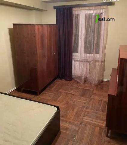 3 սենյականոց բնակարան Վաղարշ Վաղարշյան փողոցում, 78 քմ, 12/14 հարկ, բարձր առաստաղներ