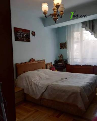 3 սենյականոց բնակարան Երզնկյան փողոցում, 93 ք.մ., 2 սանհանգույց, 2/14 հարկ, կոսմետիկ վերանորոգում