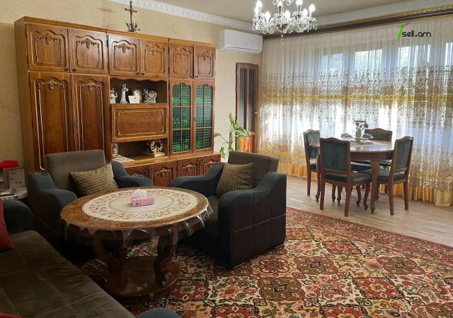 3 սենյականոց բնակարան Խաղաղ Դոնի փողոցում, 78 ք.մ., 4/9 հարկ, կոսմետիկ վերանորոգում