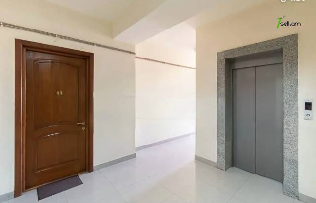 3 սենյականոց բնակարան նորակառույց շենքում Պարոնյանի փողոցում, 101 քմ, 8/11 հարկ, 2 սանհանգույց