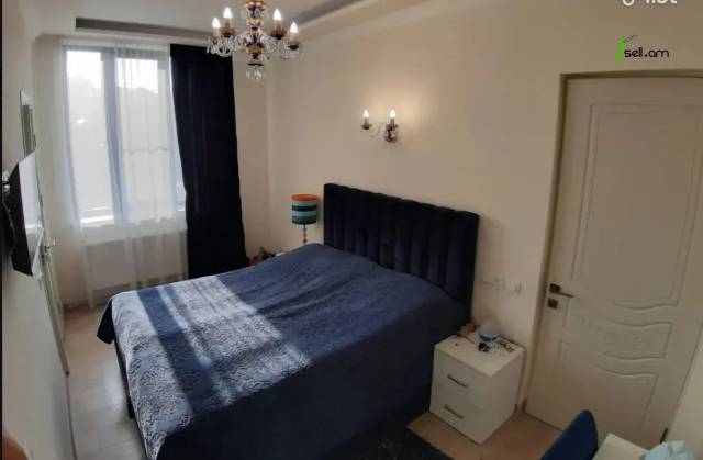 Երկու հարկանի քարե տուն Շրջանցիկ Թունել փողոցում Արաբկիրում, 220 ք.մ., 3+ սանհանգույց