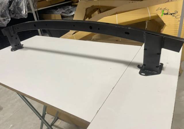 Nissan Sentra դիմացի տռավերսի բալկա