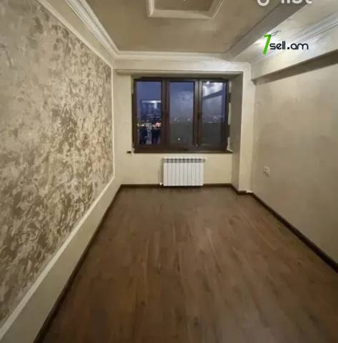 3 սենյականոց բնակարան Բաղրամյան պողոտայում, 85 ք.մ., կապիտալ վերանորոգված
