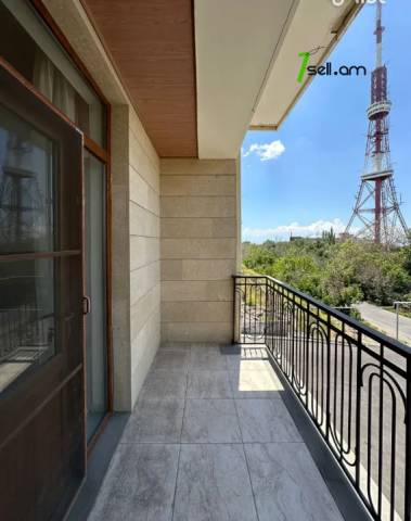 6 սենյականոց բնակարան նորակառույց շենքում Լուսինե Զաքարյան փողոցում, 157 քմ, 2/7 հարկ