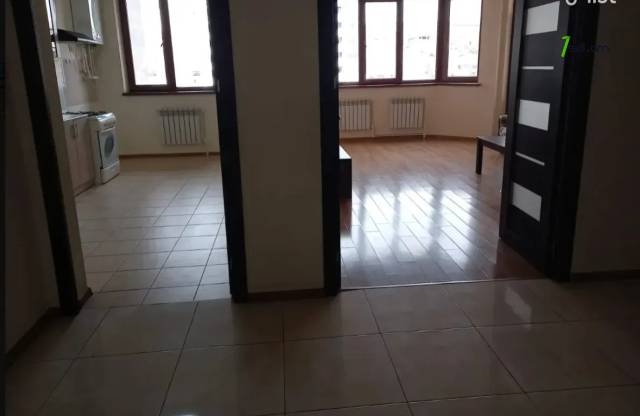 2 սենյականոց բնակարան նորակառույց շենքում Պարույր Սևակի փողոցում, 83 քմ, 8/12 հարկ, բարձր առաստաղներ