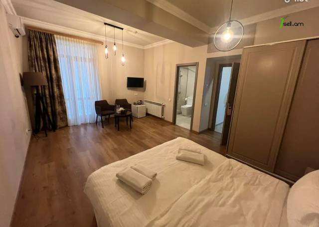 Հյուրանոց Տերյան փողոցում կենտրոնում, 1000 քմ