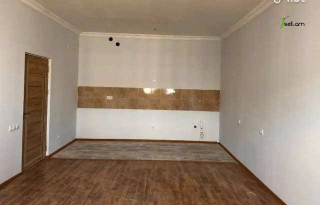 3 սենյականոց բնակարան նորակառույց շենքում Մոնթե Մելքոնյան փողոցում, 78 ք.մ., բարձր առաստաղներ