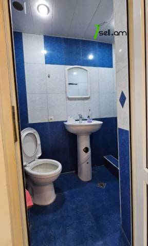 Գրասենյակային տարածք Երզնկյան փողոցում Արաբկիրում, 430 քմ