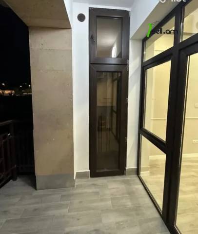 2 սենյականոց բնակարան նորակառույց շենքում Անաստաս Միկոյան փողոցում, 65 ք.մ., բարձր առաստաղներ