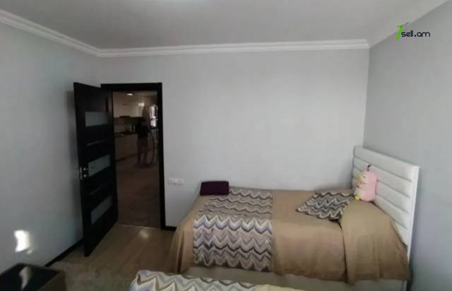 4 սենյականոց բնակարան Սվաճյան փողոցում, 98 քմ, դիզայներական ոճով վերանորոգված